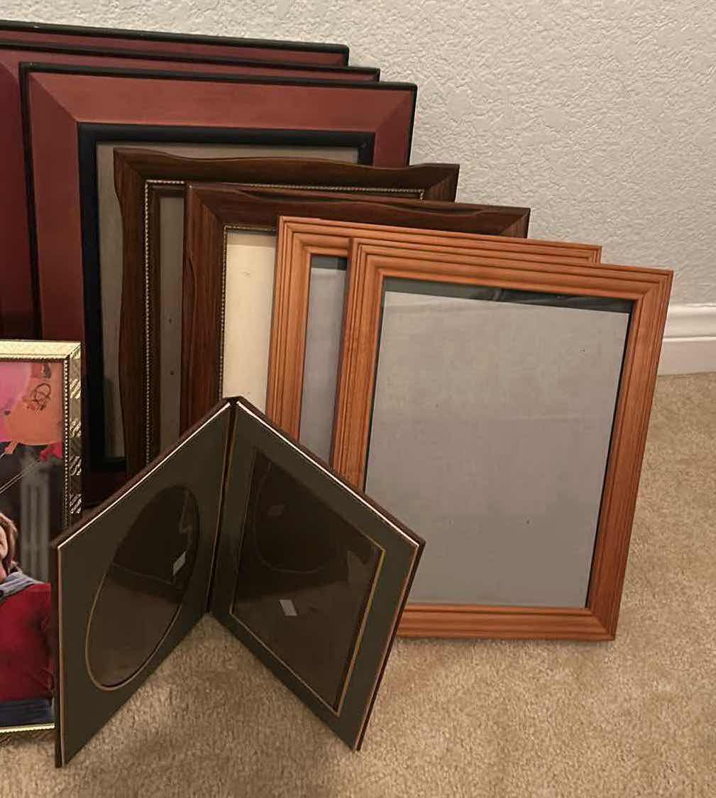 Photo 1 of 16- ASSORTED PICTURE FRAMES