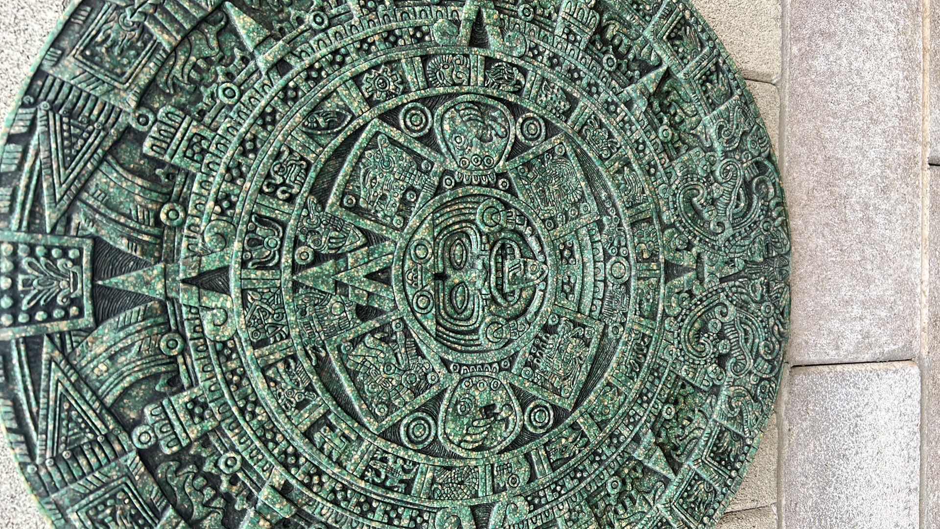 Photo 1 of AZTEC SUN STONE MADE OF RESIN 24” DIAMETER
