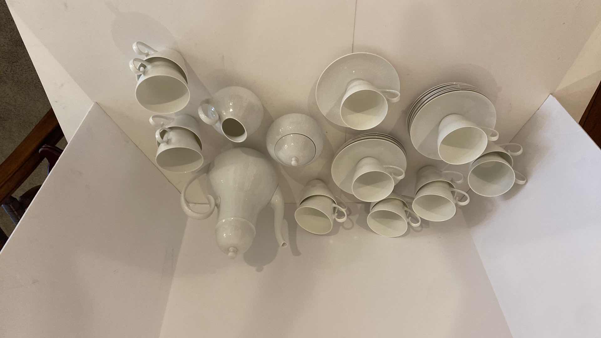 Photo 1 of 33-ROSENTHAL STUDIO-LINIE MADE IN GERMANY CHINA -COFFEE/TEA SERVICE FOR 15 PEOPLE