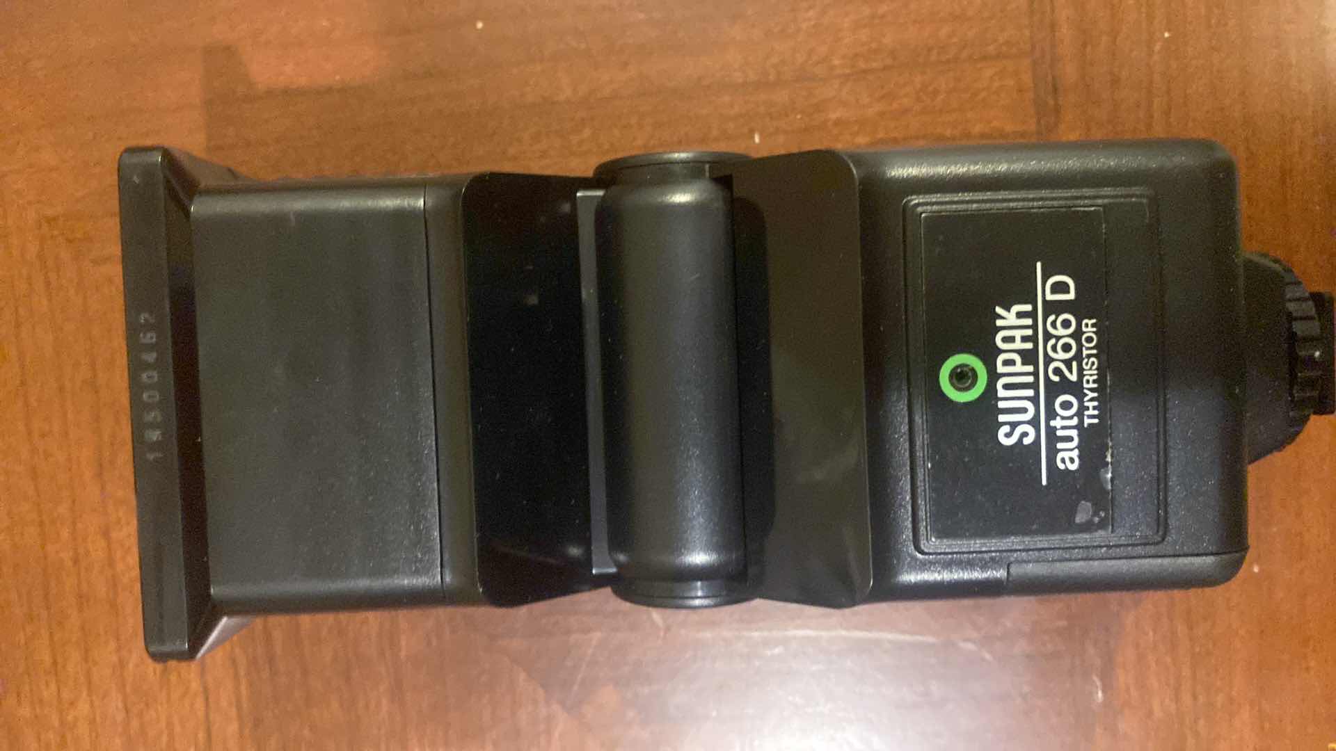 Photo 1 of KIRON 70-150mm CAMERA LENS & SUNPAK FLASH