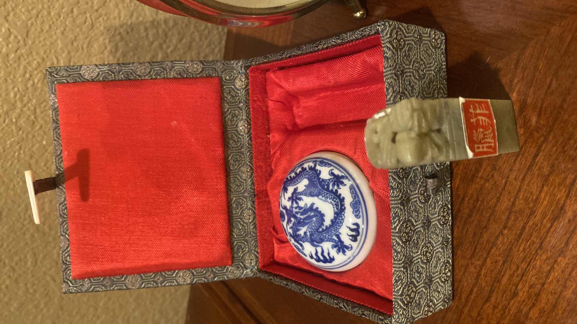 Photo 1 of ASIAN SOUVENIR, CLOCK H8” & CERAMIC FROG SOUVENIR