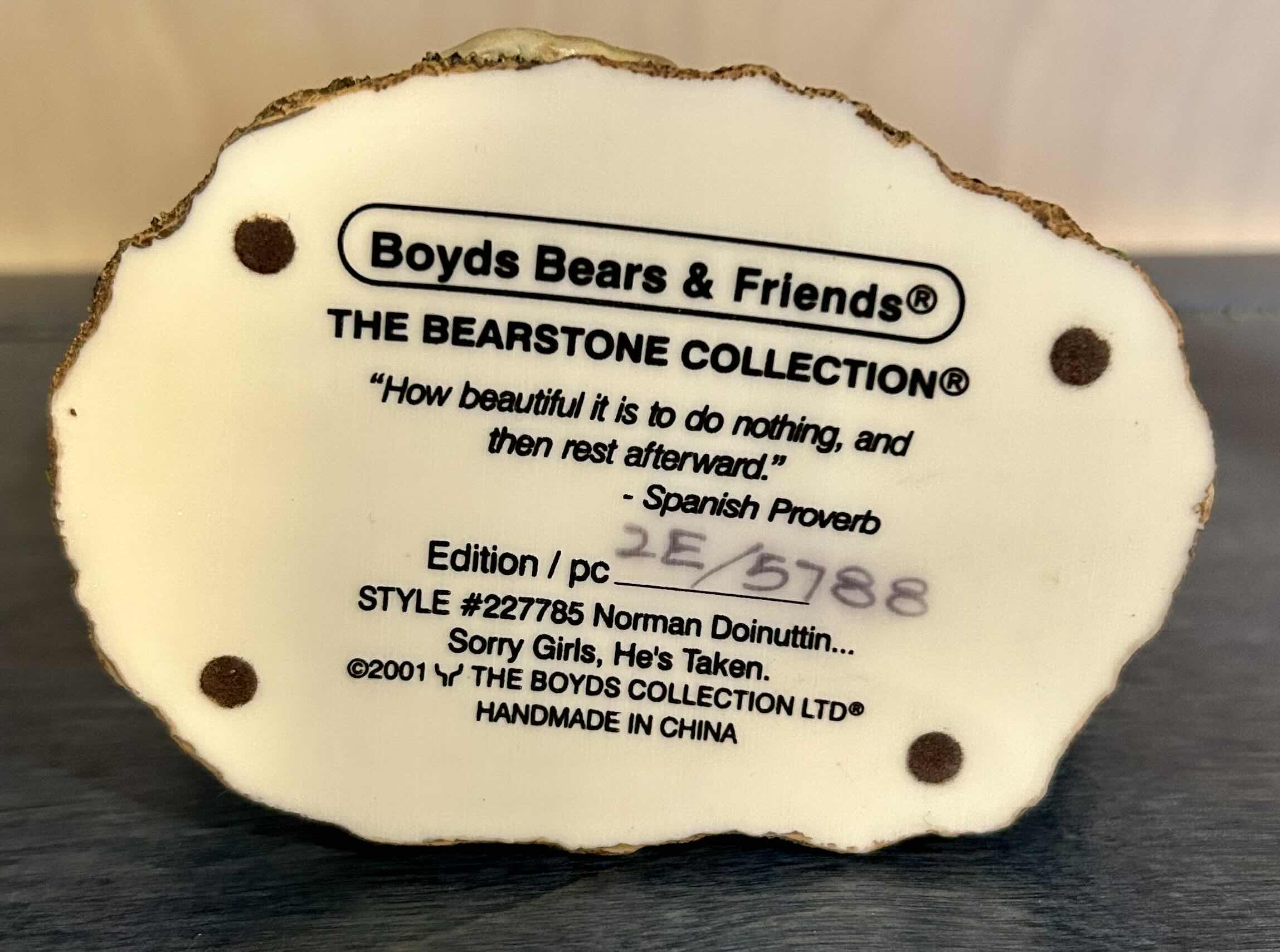Photo 1 of BOYDS BEARS & FRIENDSCOLLECTIBLE 2E/5788 3.5” FIGURINE