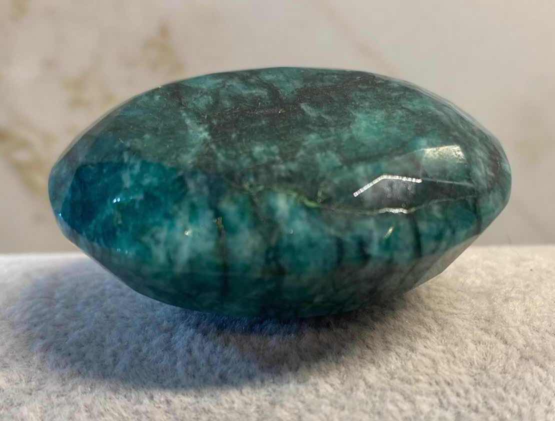 Photo 1 of GREEN BERYL OVAL FACETED 240.17 cts GEMSTONE GLA CERTIFIED 111912