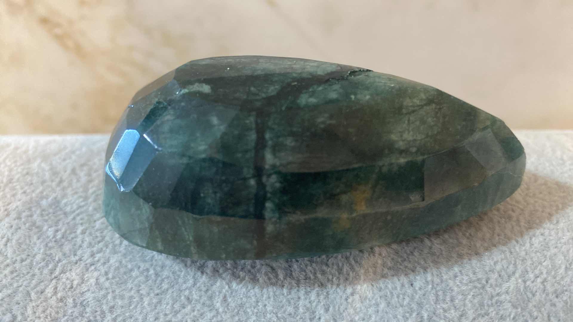 Photo 1 of GREEN BERYL PEAR FACETED 578.46 cts GEMSTONE GLA CERTIFIED 112012