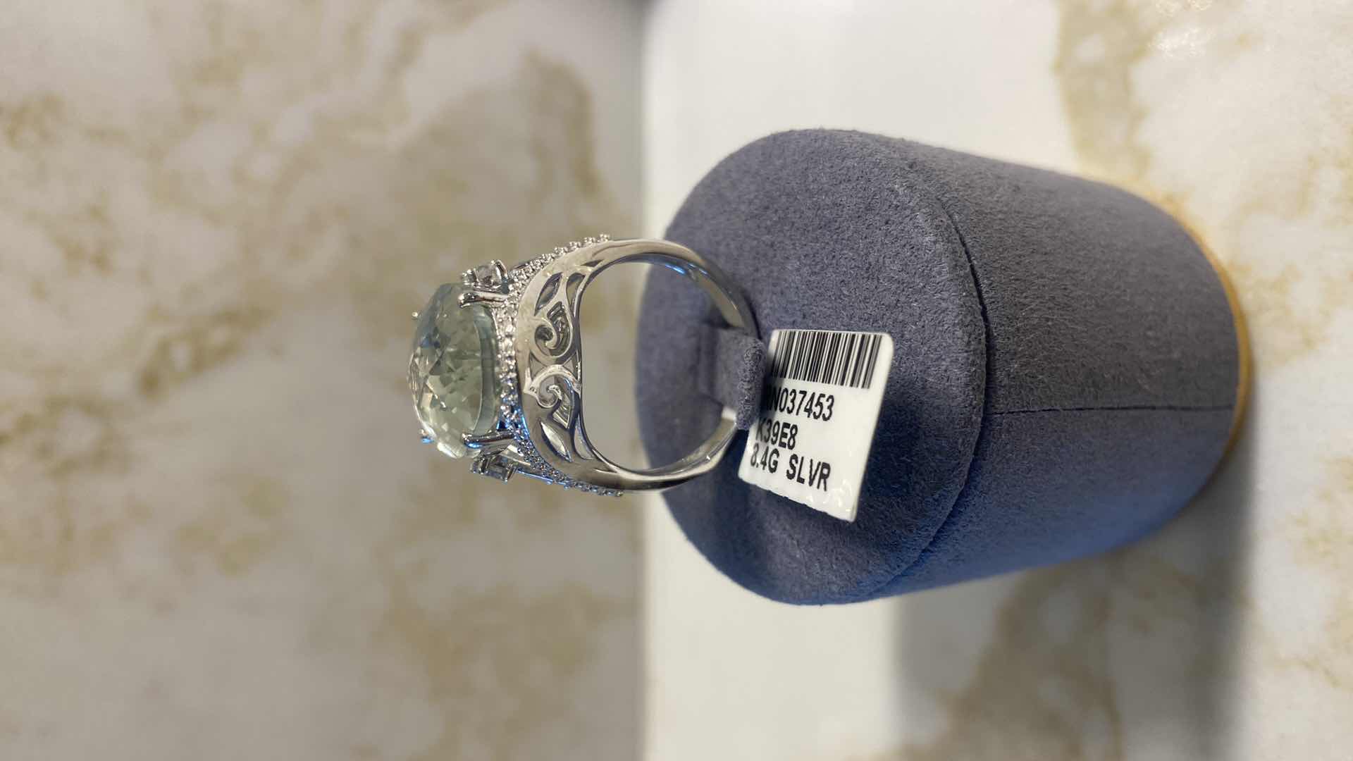 Photo 1 of 925 STERLING SILVER RING 8.5gm W/AMETHYST QUARTZ EST 13.57ctw OVAL WITH NATURAL DIAMOND ROUND BRILLIANT CUT EST .20ctw SIZE 7 GGA CERTIFIED APPRAISAL K39E8