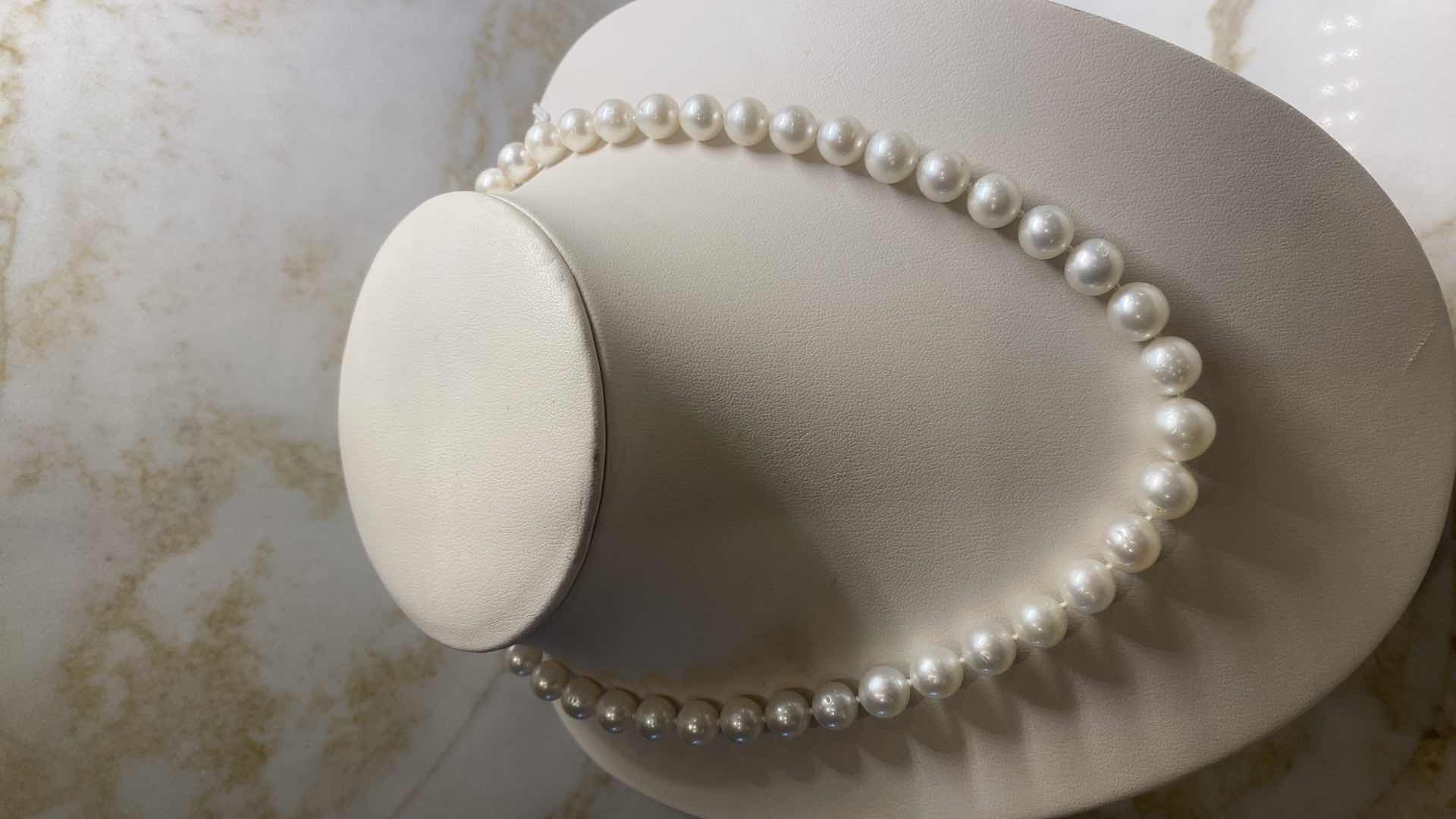 Photo 1 of 14K WHITE GOLD 53 gm NECKLACE W/CULTURED SOUTH SEA PEARLS 45 PIECES GGA APPRAISAL K11E13