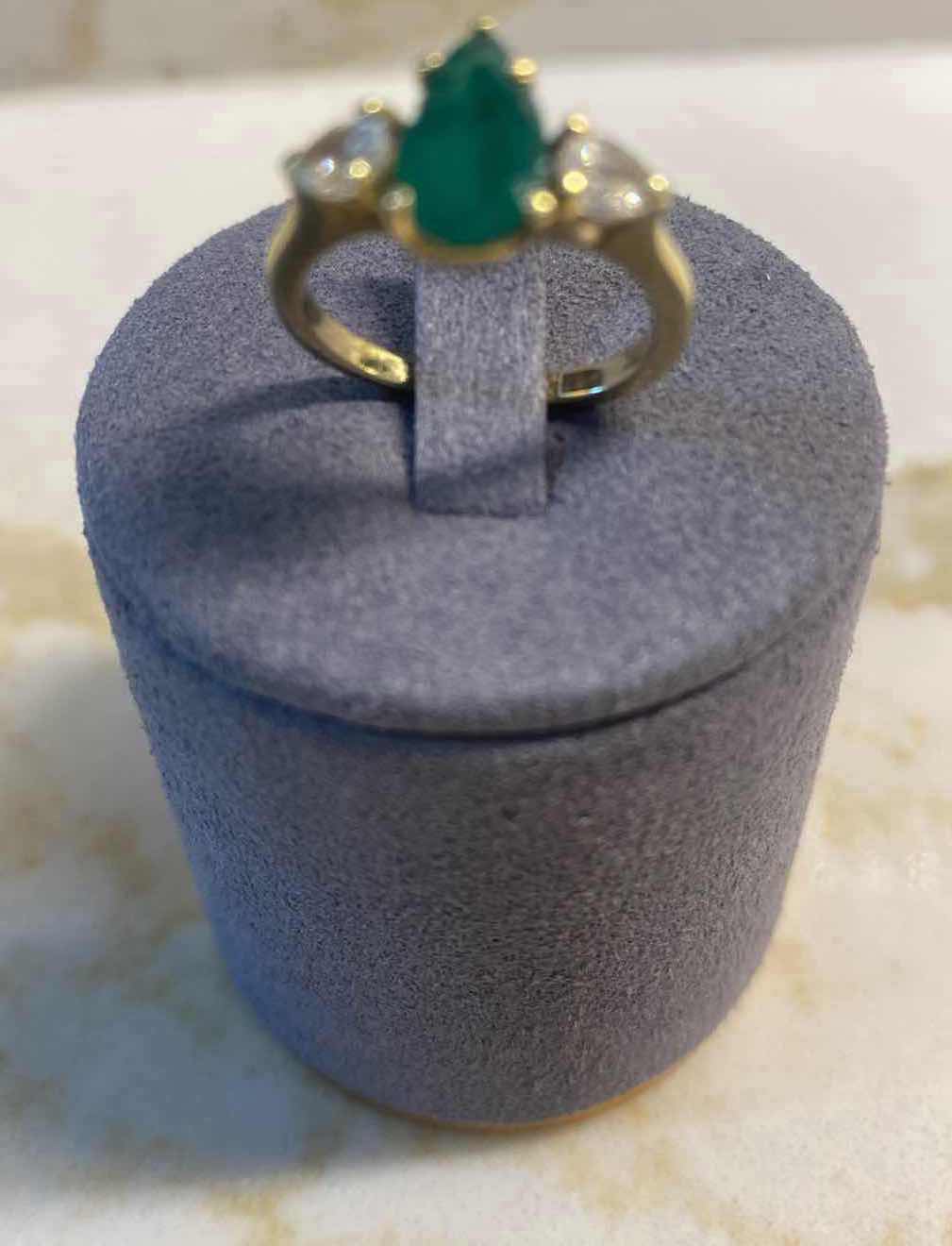 Photo 1 of 14K GOLD EMERALD & DIAMONDS RING SIZE 4-4.25,  5.6 GRAMS