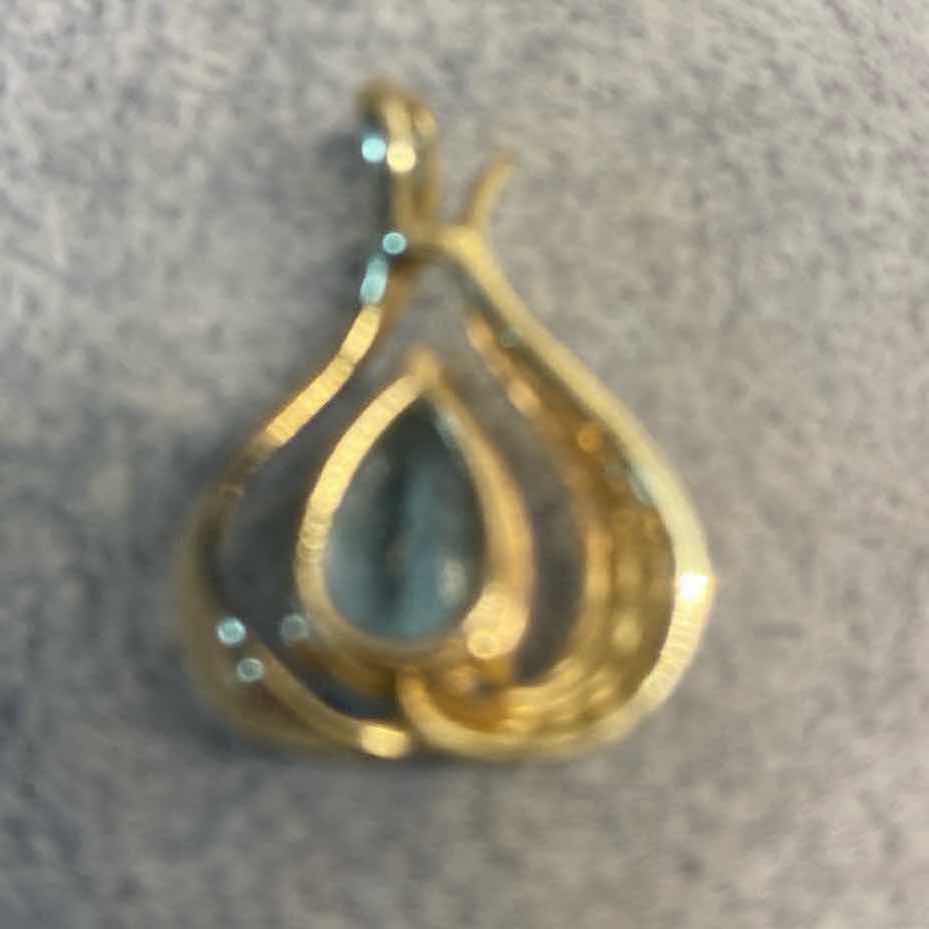 Photo 1 of 14K GOLD PENDANT WITH BLUE TOPAZ GEMSTONE 4.2 GRANS