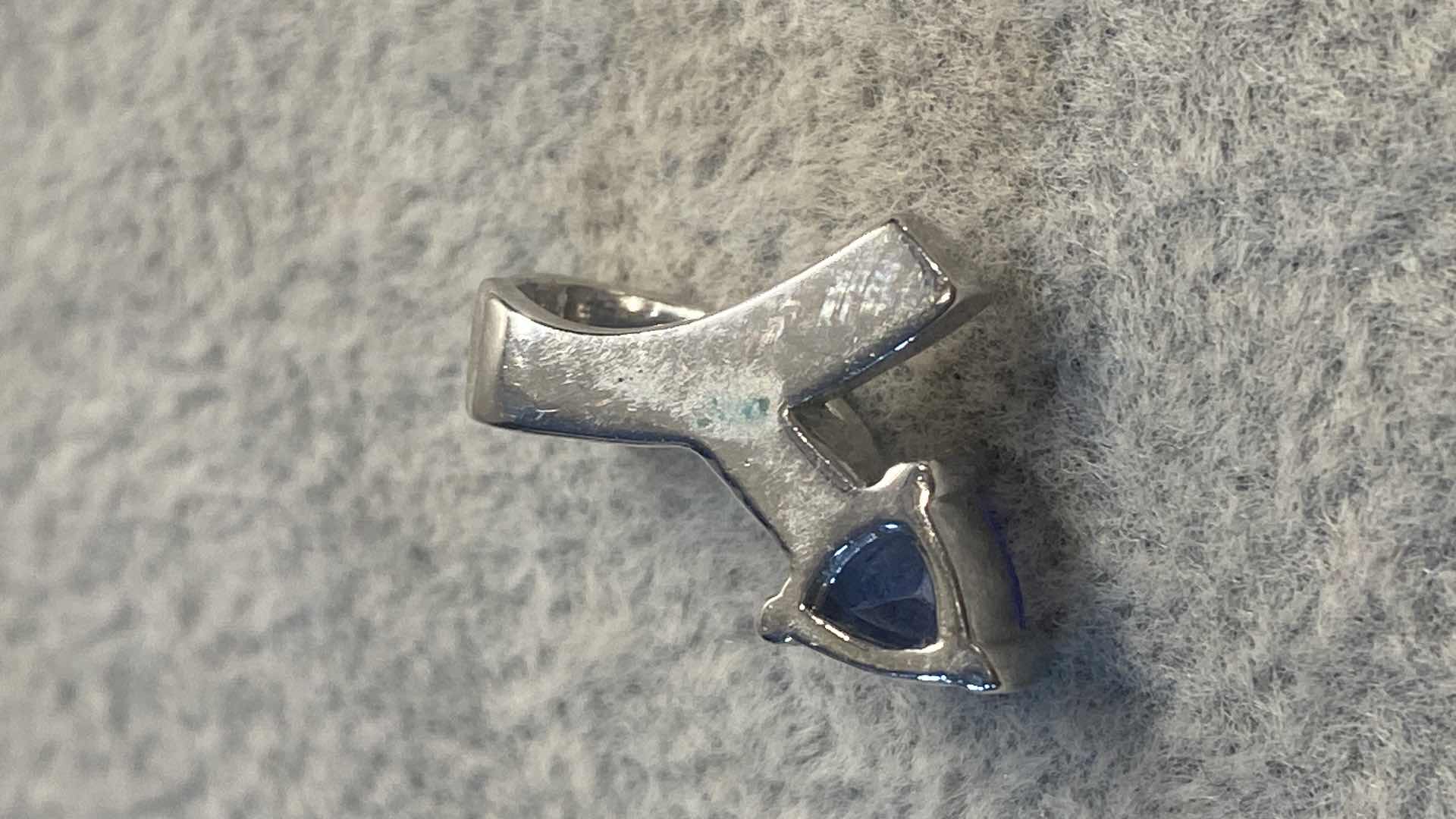 Photo 1 of  14K WHITE GOLD PENDANT W/ TANZANITE 1.6 GRAMS