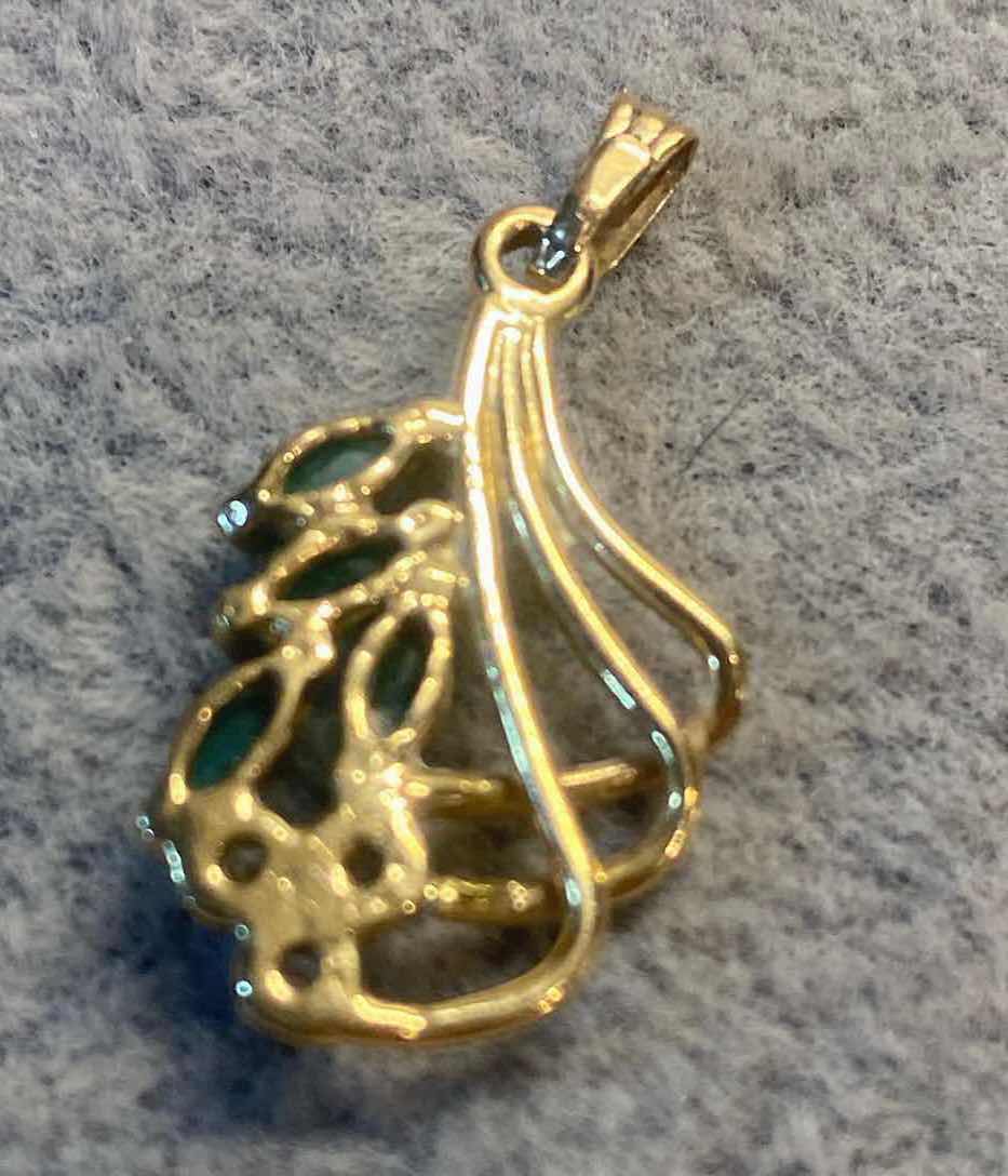 Photo 1 of 14K GOLD PENDANT W/ EMERALD & DIAMONDS 1.3 GRAMS