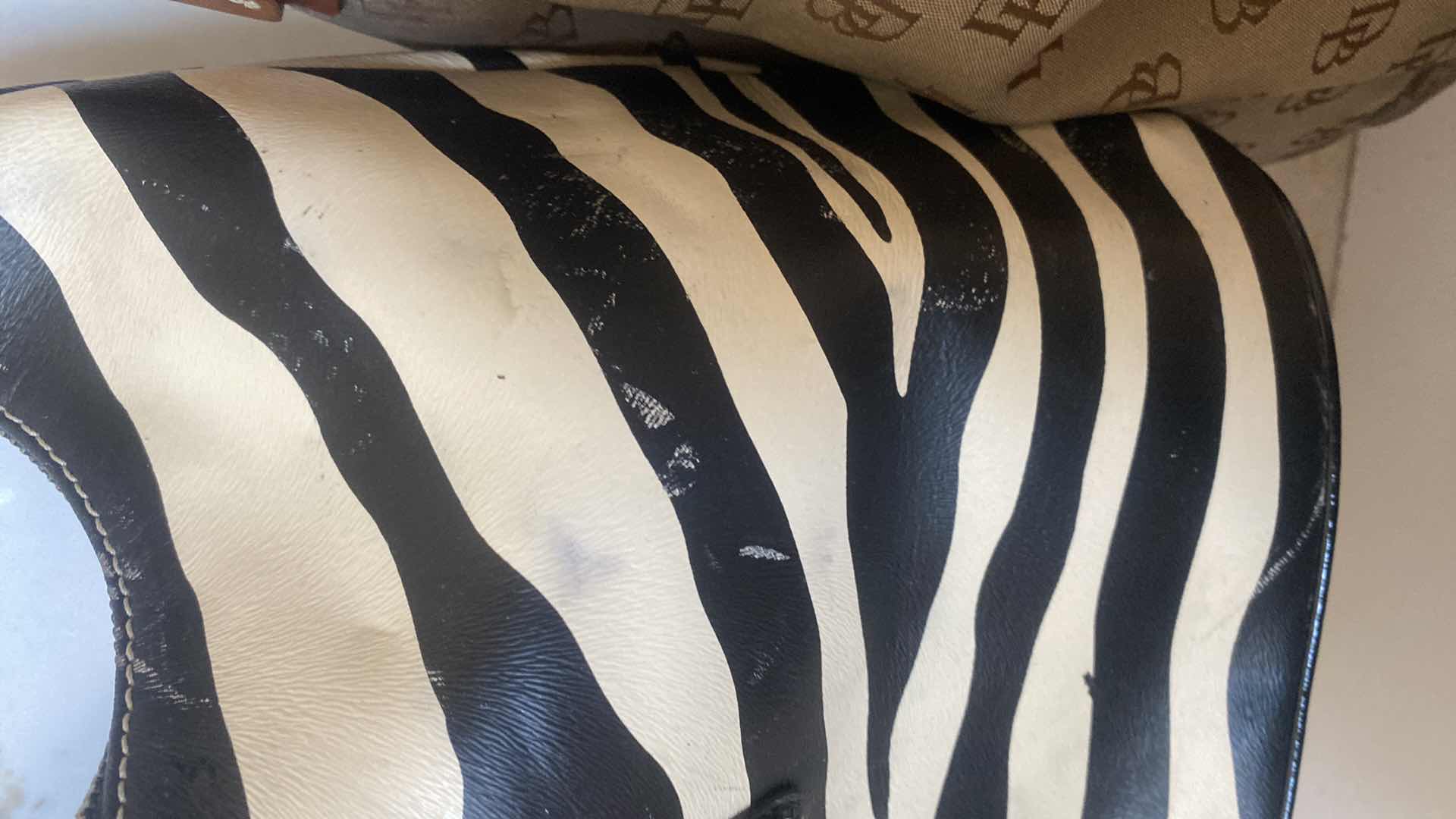 Photo 3 of 4 DOONEY & BOURKE HANDBAGS