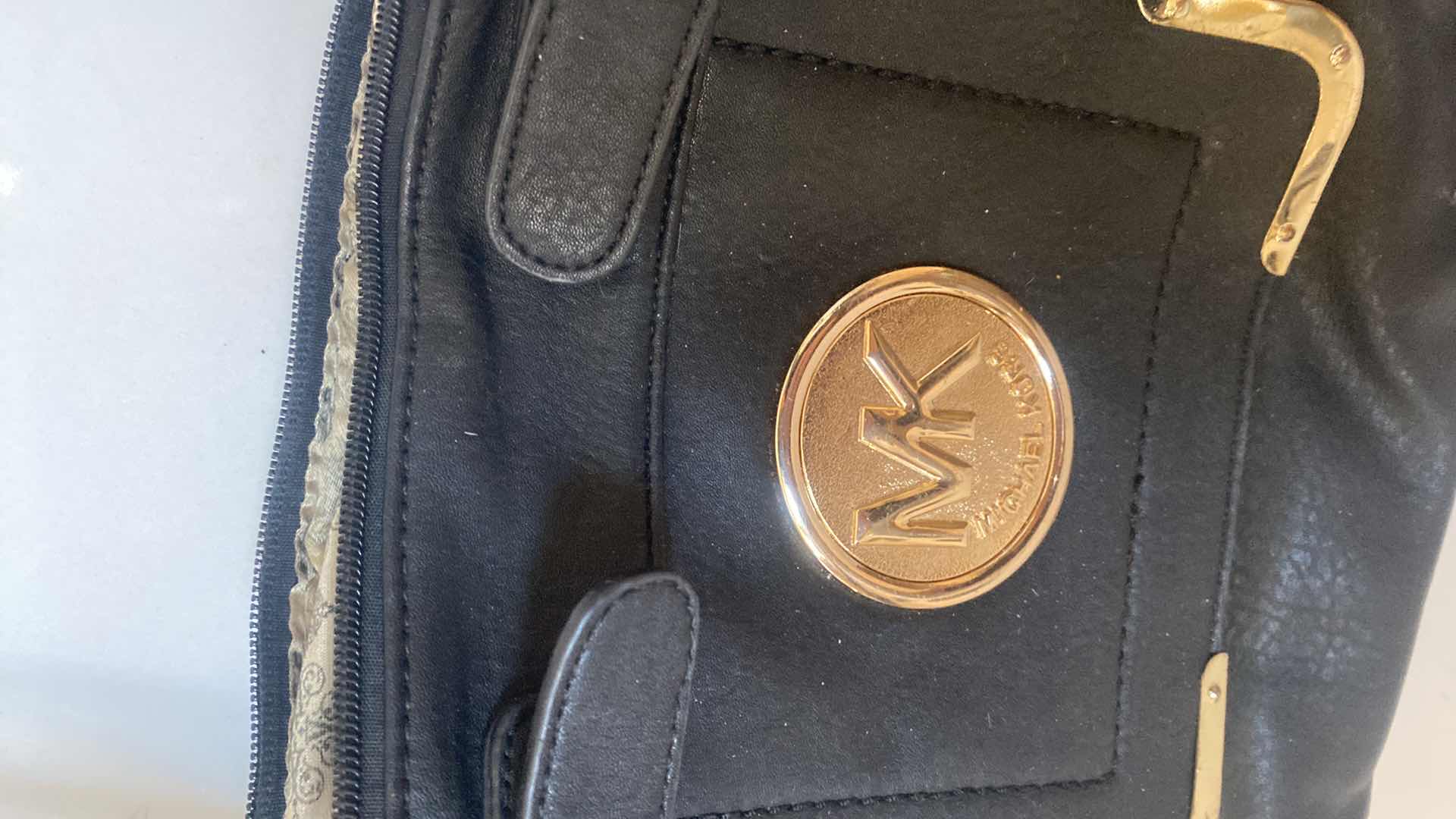 Photo 1 of MICHAEL KORS LEATHER CROSS BODY HANDBAG