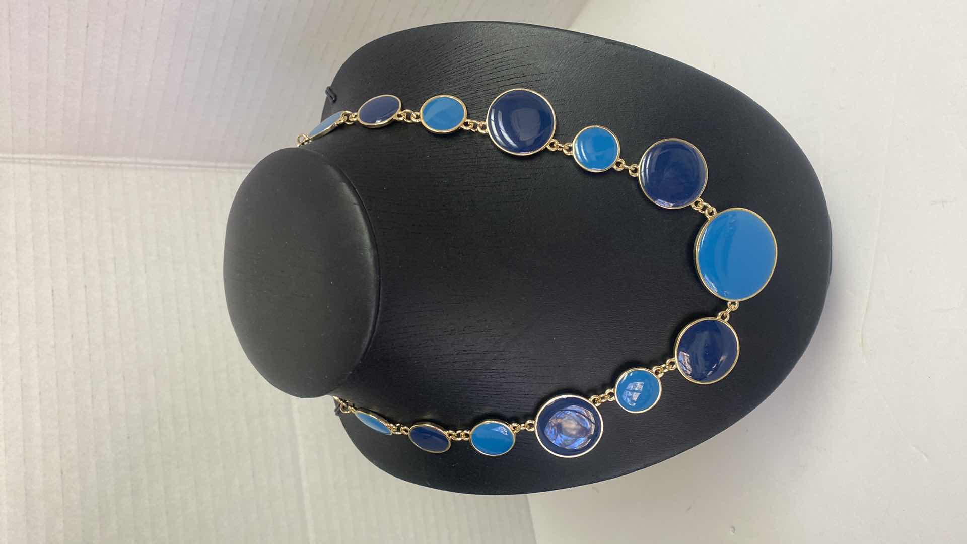 Photo 1 of 4-COSTUME JEWELRY 3 NECKLACES 1 EARRINGS