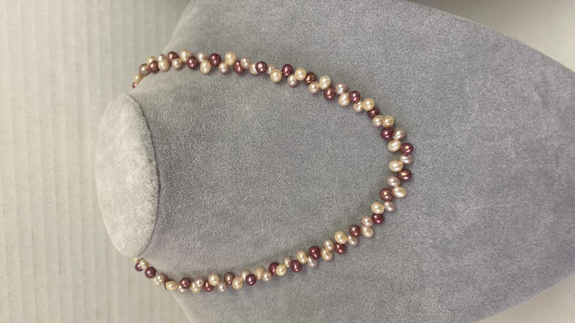 Photo 1 of COSTUME JEWELRY - PEARL NECKLACE 2 BRACELETS & KEY CHAIN