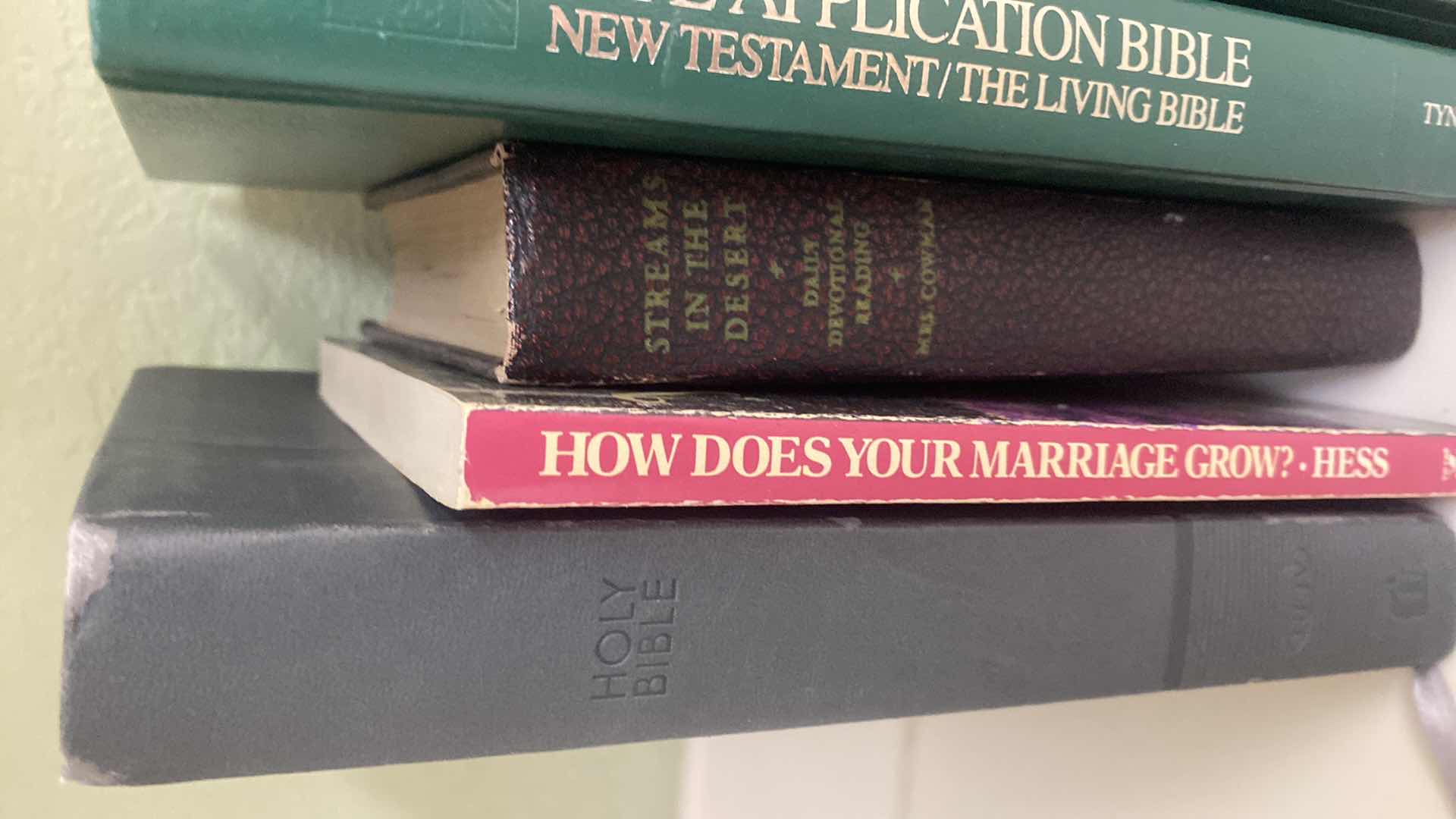 Photo 1 of 14 BOOKS - BIBLES & RELIGIOUS