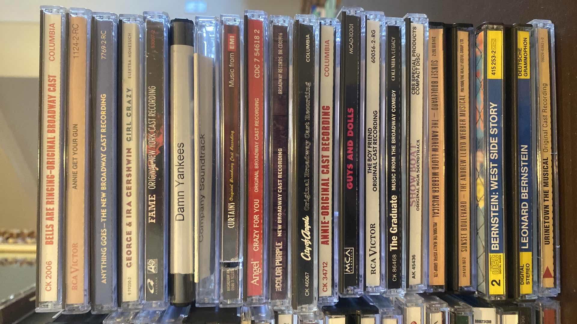 Photo 1 of 40-CDS BROADWAY & MOVIE SOUNDTRACKS