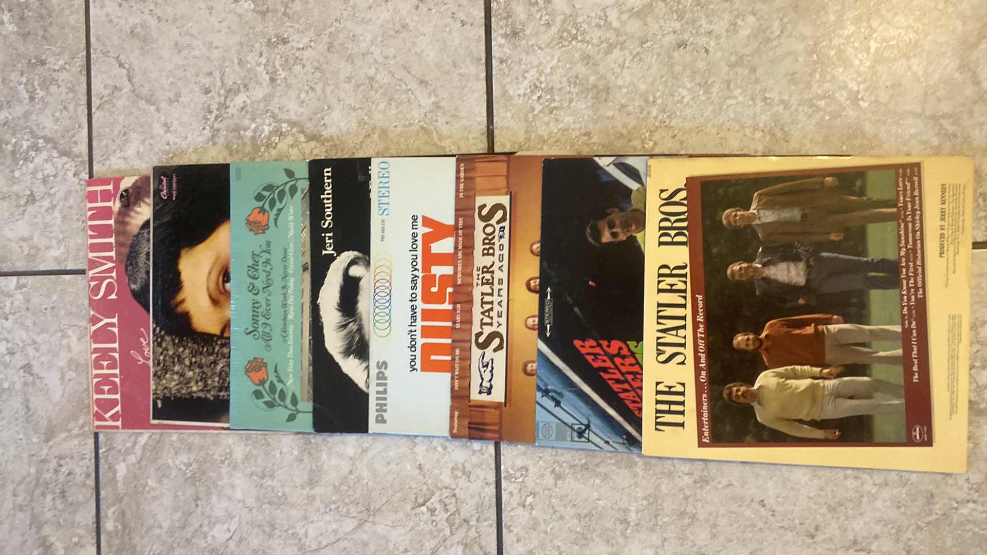 Photo 4 of 25-RECORD ALBUMS & VARIOUS ARTISTS