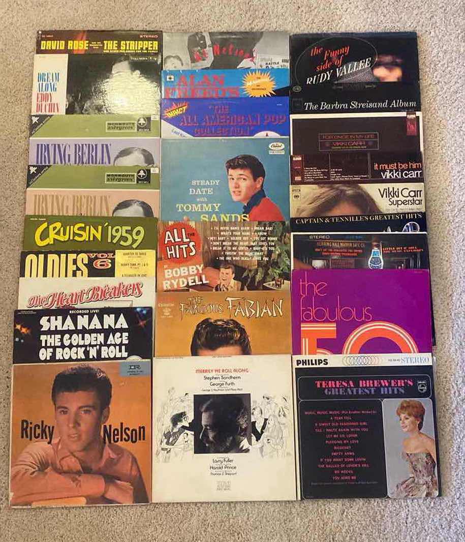 Photo 1 of 25 VINYL RECORDS VARIOUS GENRES & ARTISTS (SOME VINTAGE)