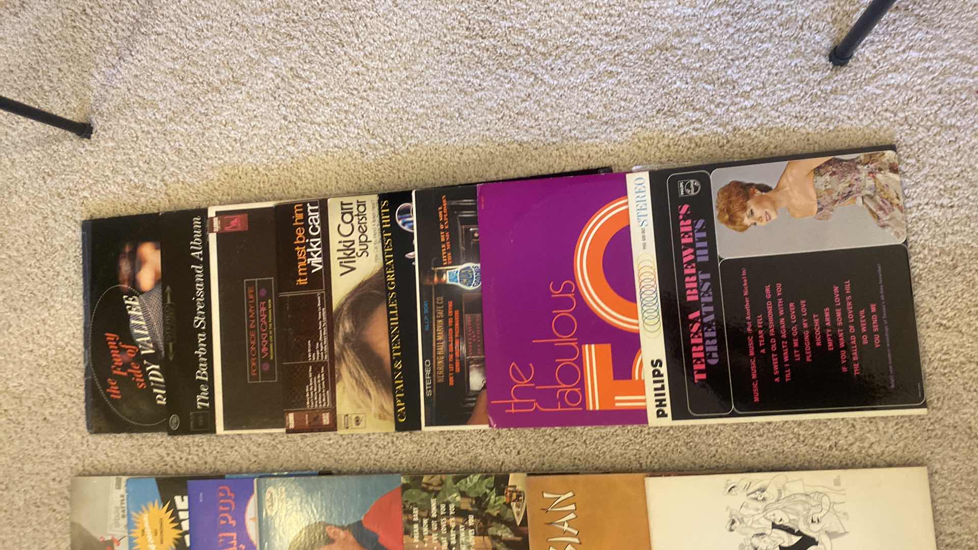 Photo 1 of 25 VINYL RECORDS VARIOUS GENRES & ARTISTS (SOME VINTAGE)