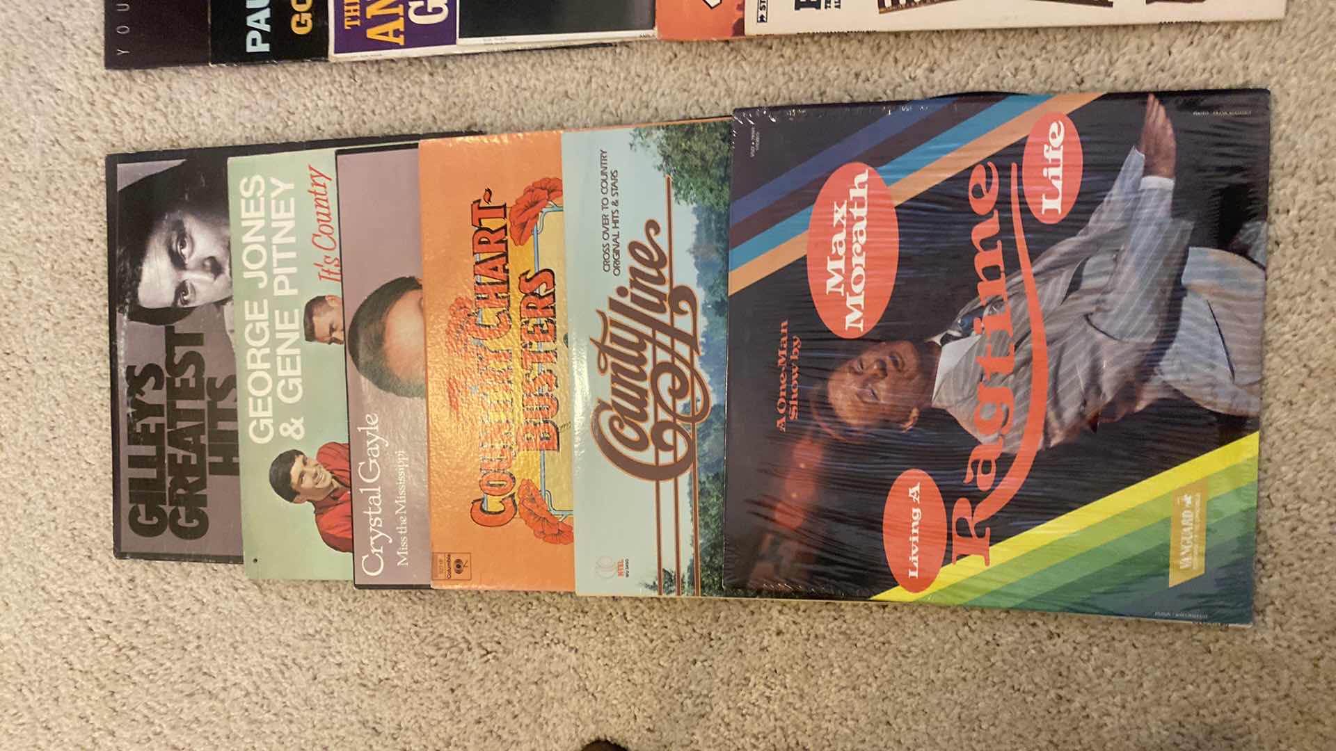 Photo 1 of 15 VINYL RECORDS VARIOUS GENRES & ARTISTS & MUSICAL SHOWBOAT BOX SET