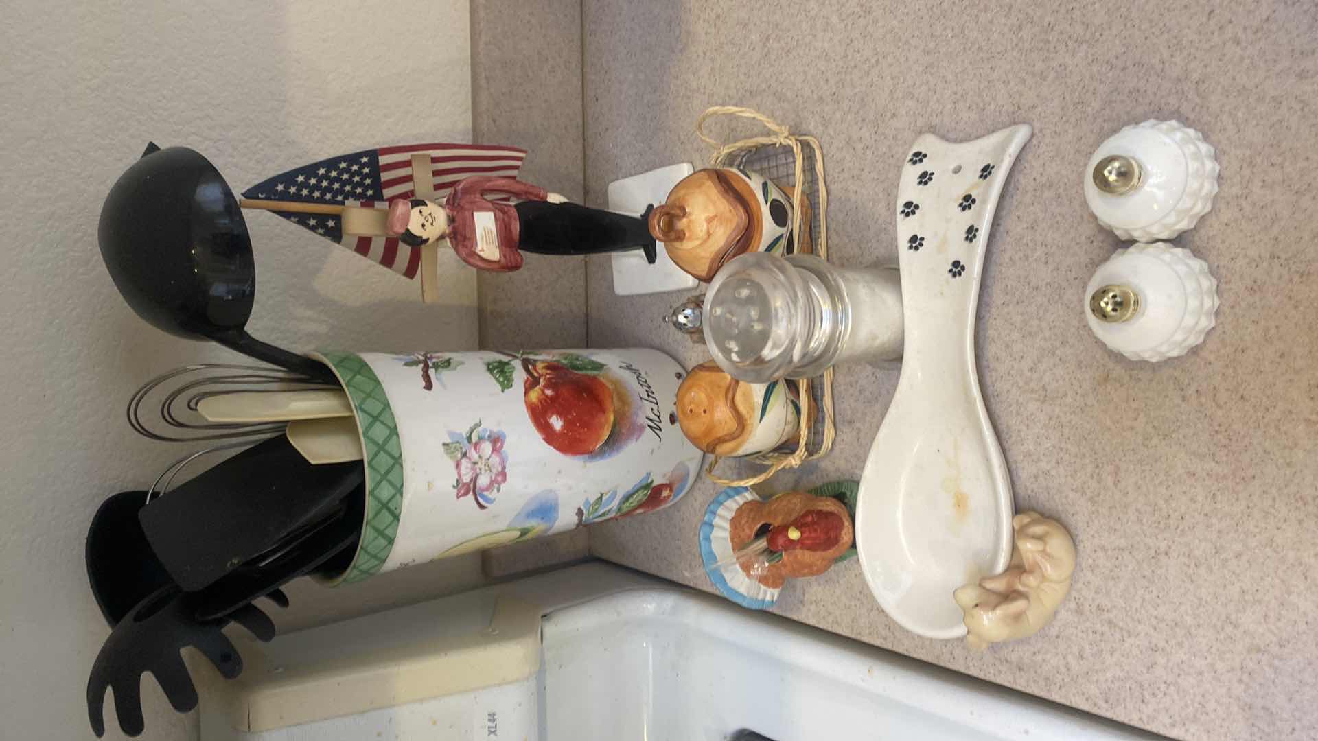 Photo 1 of 10 KITCHEN TOOLS SALT & PEPPER