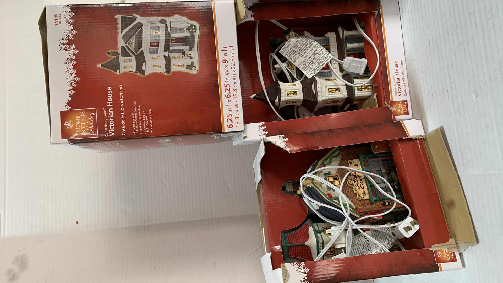 Photo 1 of 4-HOME ACCENTS CHRISTMAS VILLAGE SETS