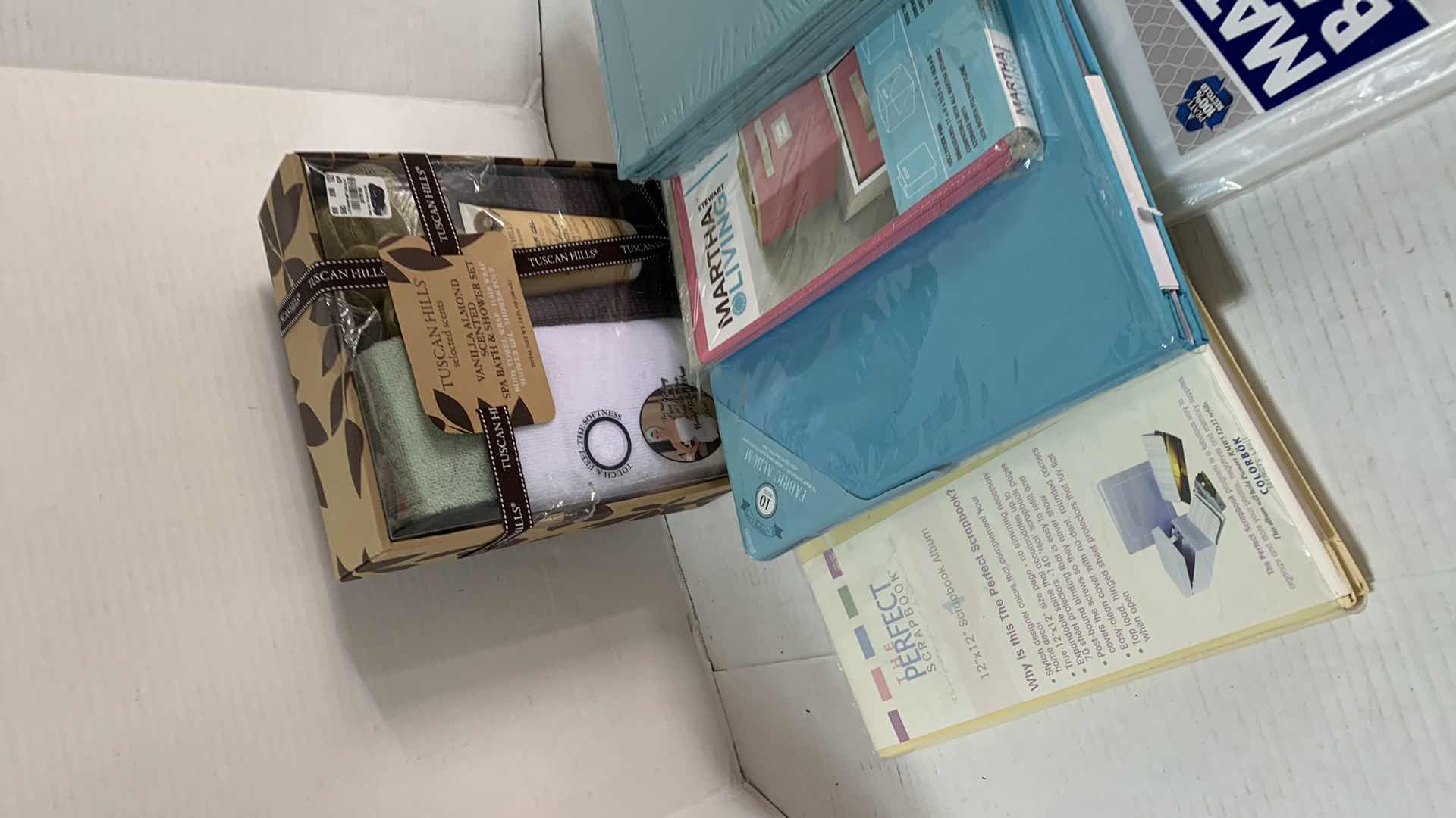 Photo 2 of ASSORTED HOME ITEMS