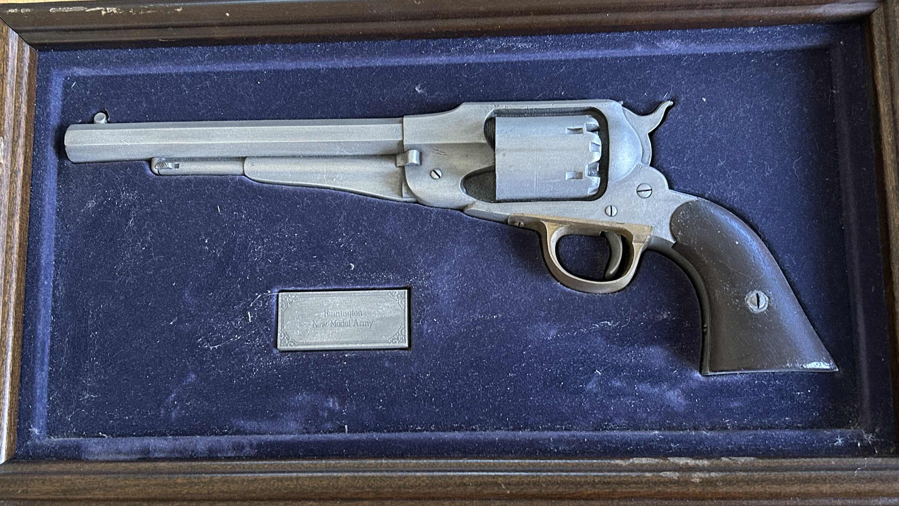 Photo 1 of FRANKLIN MINT REPLICA REMINGTON NEW MODEL ARMY
