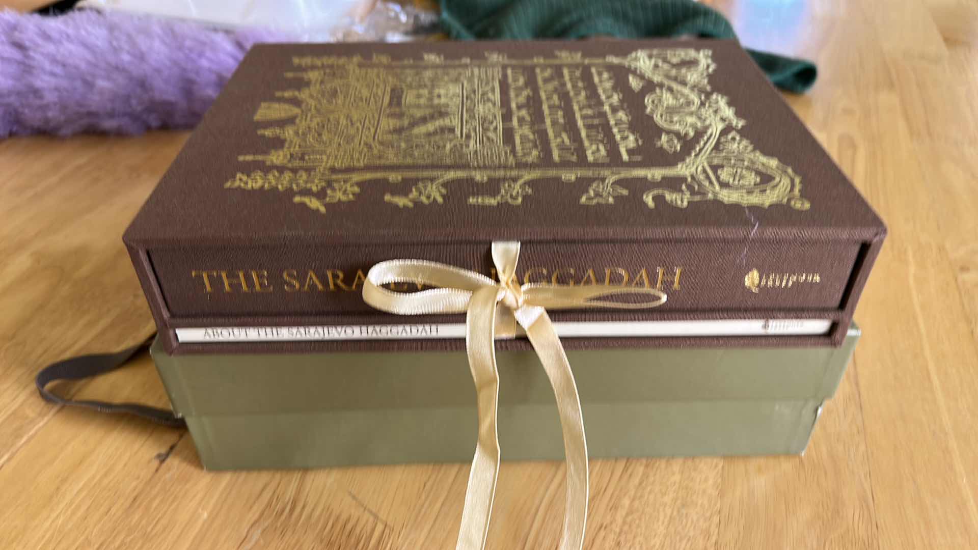 Photo 1 of  NUMBERED LIMITED EDITION OF SARAJEVO HAGGADAH RENOWNED MEDIEVAL ILLUMINATED MANUSCRIPT, 1907 OUT OF 2249