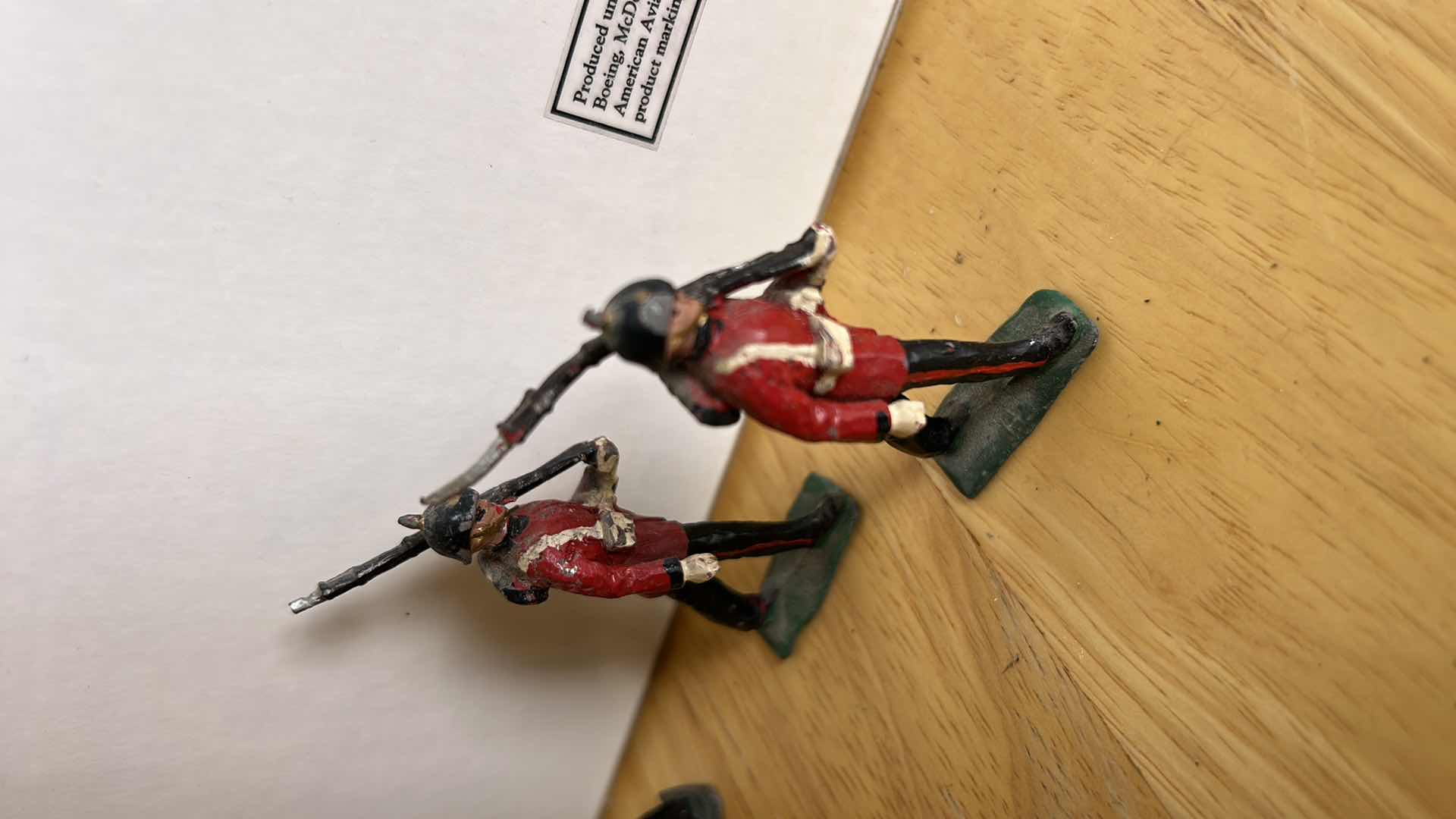 Photo 1 of 6 LEAD SOLDIERS H2.5”