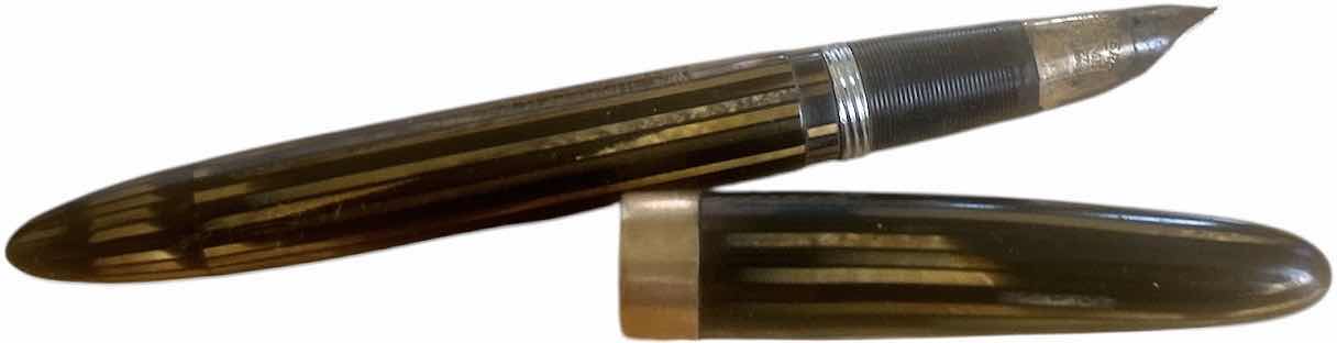 Photo 1 of  SHEAFFER LIFETIME TUCKAWAY FOUNTSIN PEN