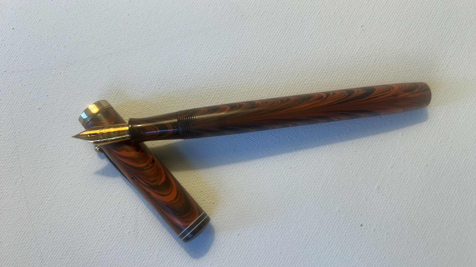 Photo 1 of  VINTAGE WATERMAN 42 1/2 RED RIPPLE SAFETY PEN