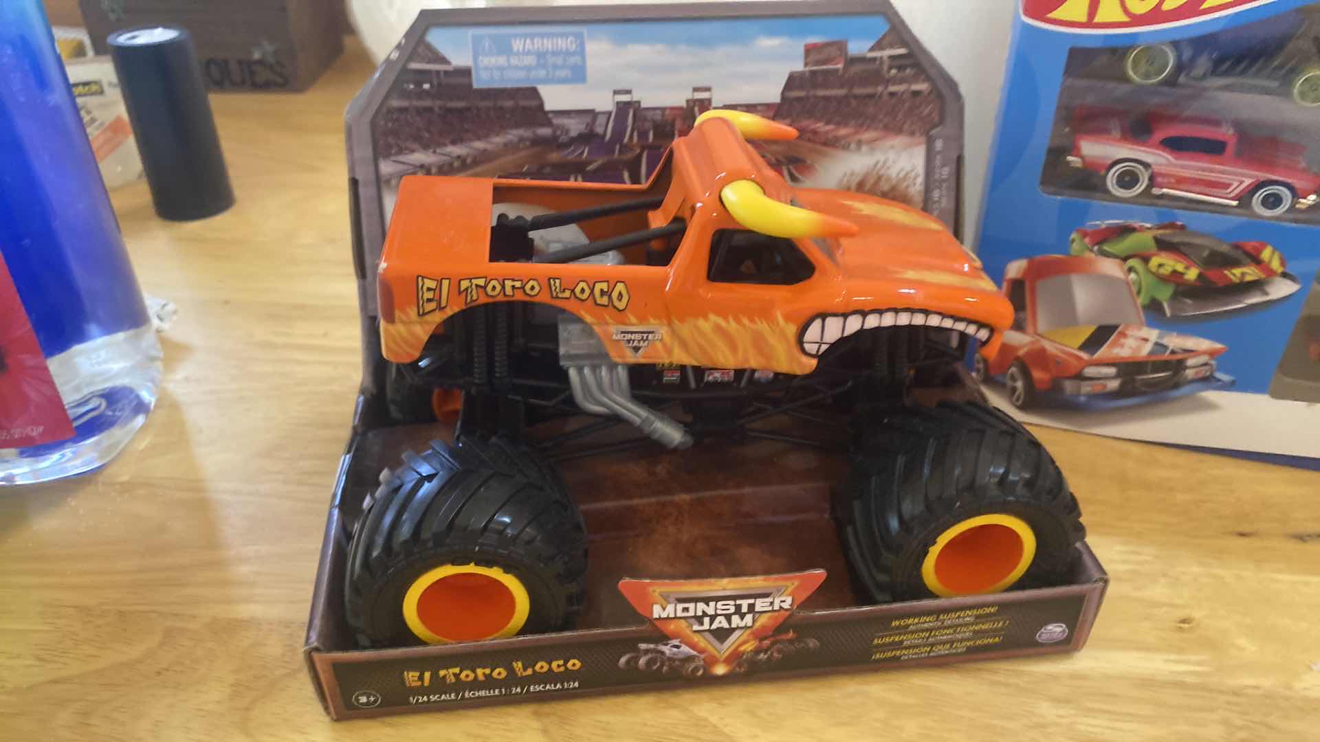 Photo 1 of 3 - HOT WHEELS & MINSTER JAN CARS & TRUCKS