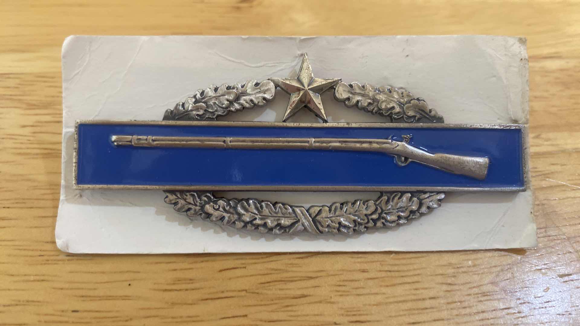 Photo 1 of BADGE OF QUALIFICATION, INFANTRYMAN COMBAT, 2nd AWARD PIN 3 1/4”