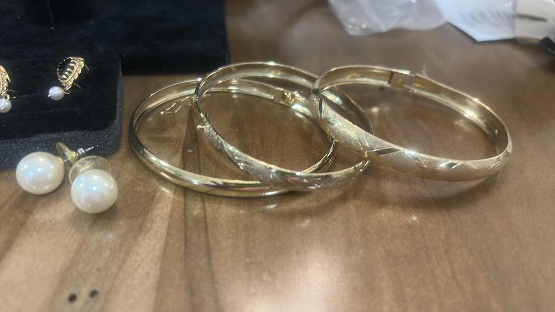 Photo 1 of 5 PAIRS OF PIERCED EARRING AND 3 BRACELETS