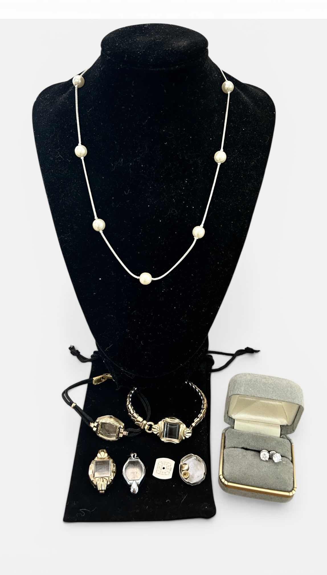 Photo 1 of WOMENS JEWELRY AND VINTAGE WATCH PARTS