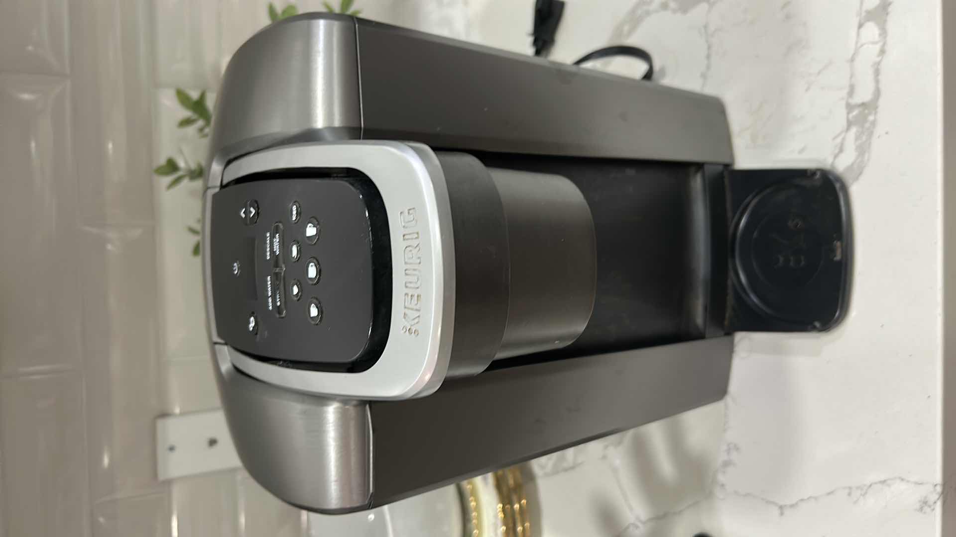 View 7 of 4 KITCHEN ITEMS, KERRIG COFFEE MAKER, POD HOLDER, KNIFE SET, PAPER TOWL HOLDER