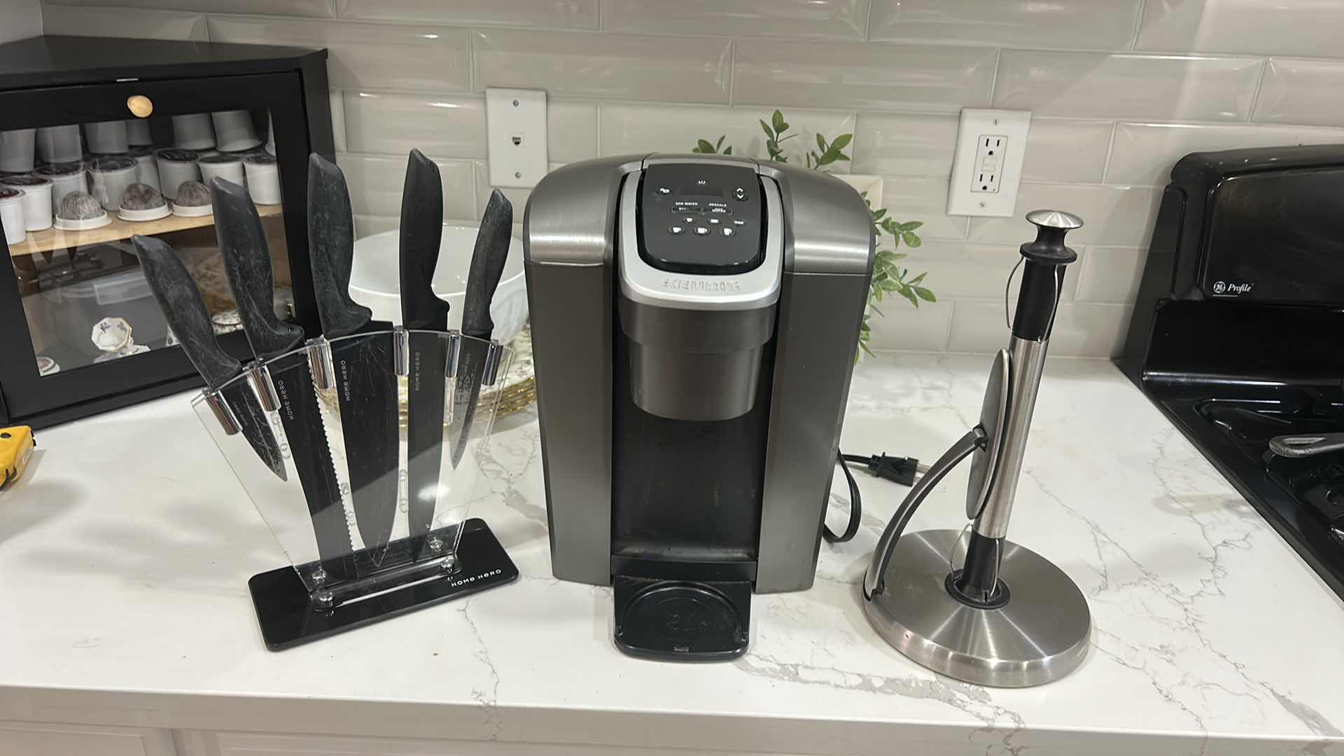 View 2 of 4 KITCHEN ITEMS, KERRIG COFFEE MAKER, POD HOLDER, KNIFE SET, PAPER TOWL HOLDER
