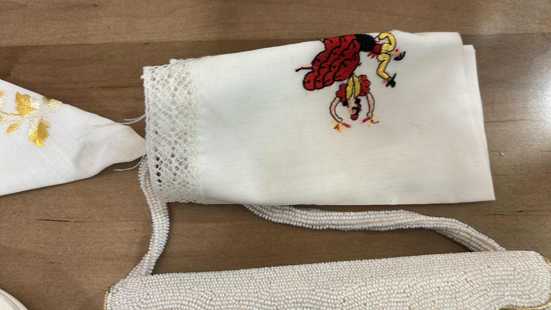 Photo 1 of LADIES VINTAGE COLLECTION / GLOVES, CLUTCHES, & MORE