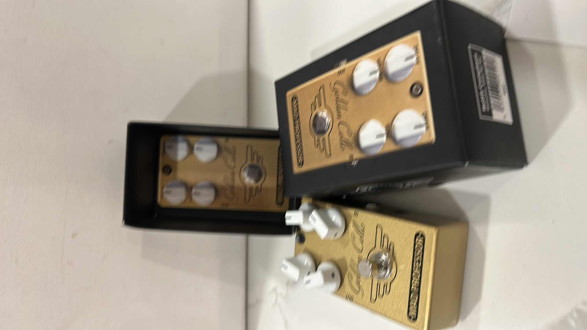 Photo 1 of MAD PROFESSOR GOLDEN CELLO OVERDRIVE / DELAY PEDAL