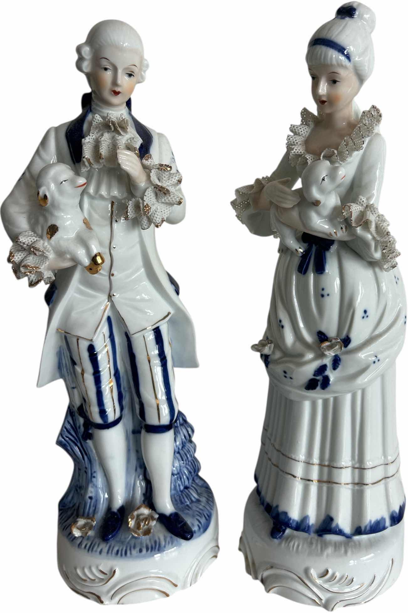 Photo 1 of 2 BLUE AND WHITE PORCELAIN FIGURINES H14.5”