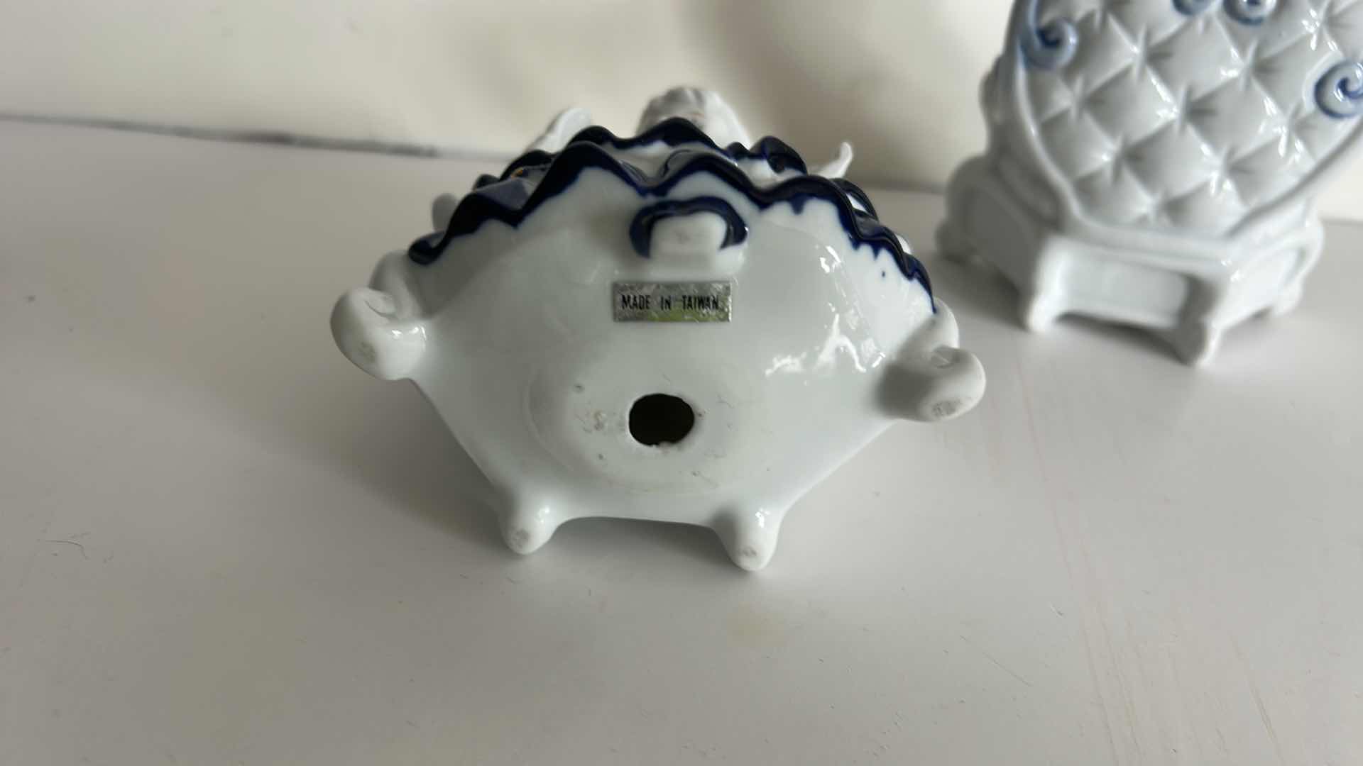 Photo 1 of 2 BLUE AND WHITE PORCELAIN FIGURINES H4.5”