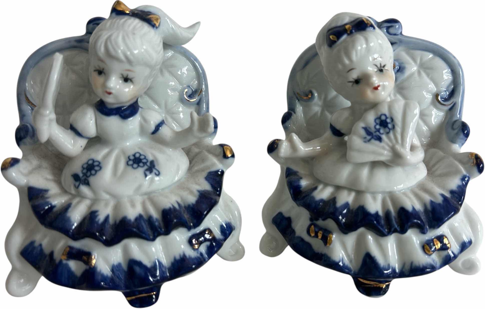 Photo 1 of 2 BLUE AND WHITE PORCELAIN FIGURINES H4.5”