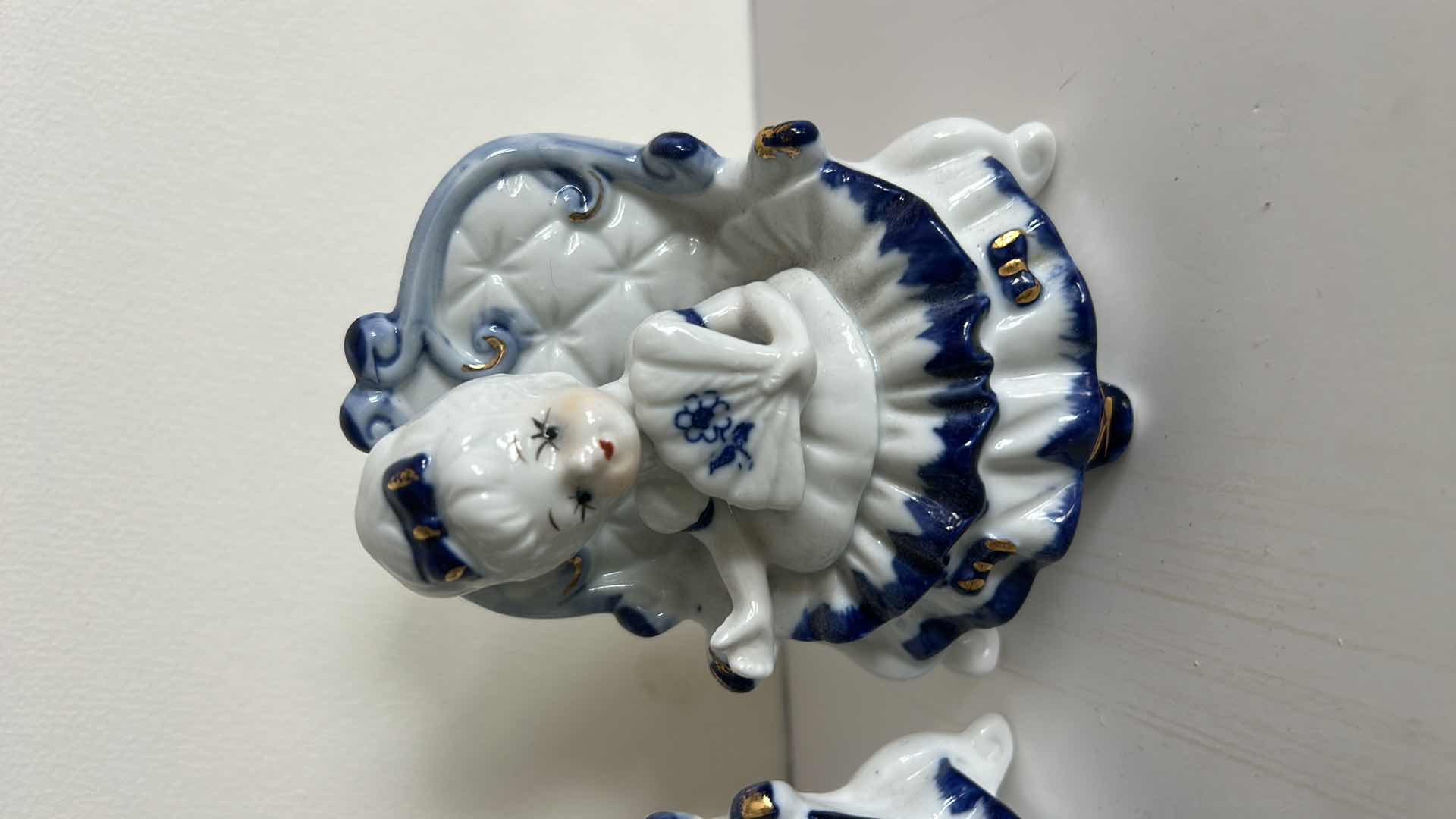 Photo 1 of 2 BLUE AND WHITE PORCELAIN FIGURINES H4.5”