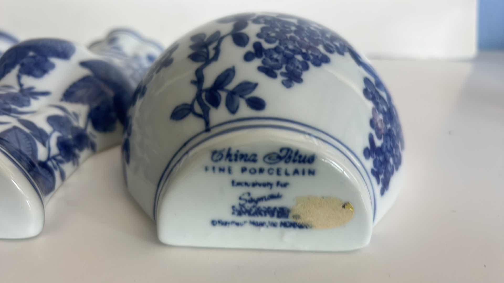 Photo 1 of 3 - FINE PORCELAIN BLUE AND WHITE WALL VASES H10”