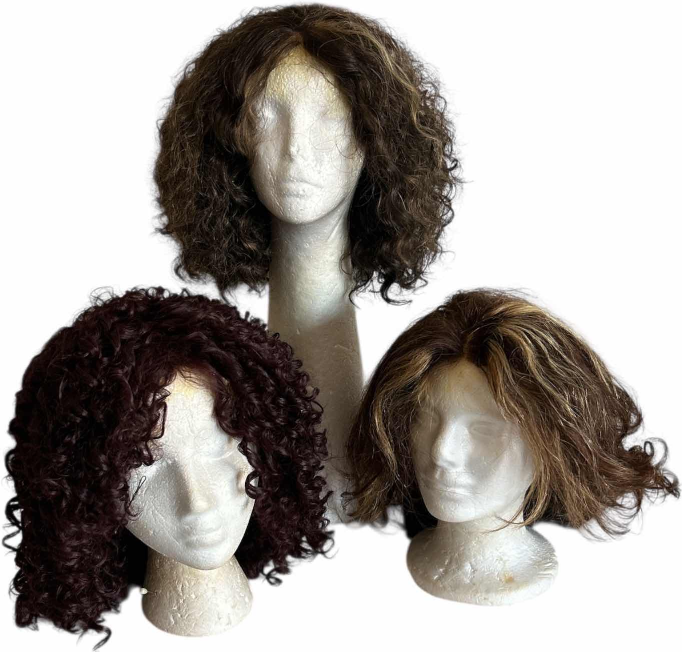 Photo 1 of 3 - WOMENS WIGS