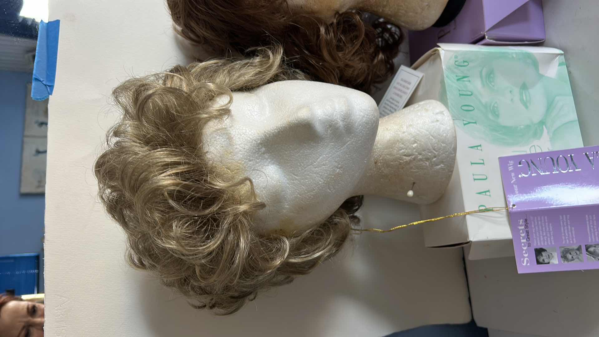 Photo 1 of 2 NEW PAULA YOUNG WOMENS WIGS