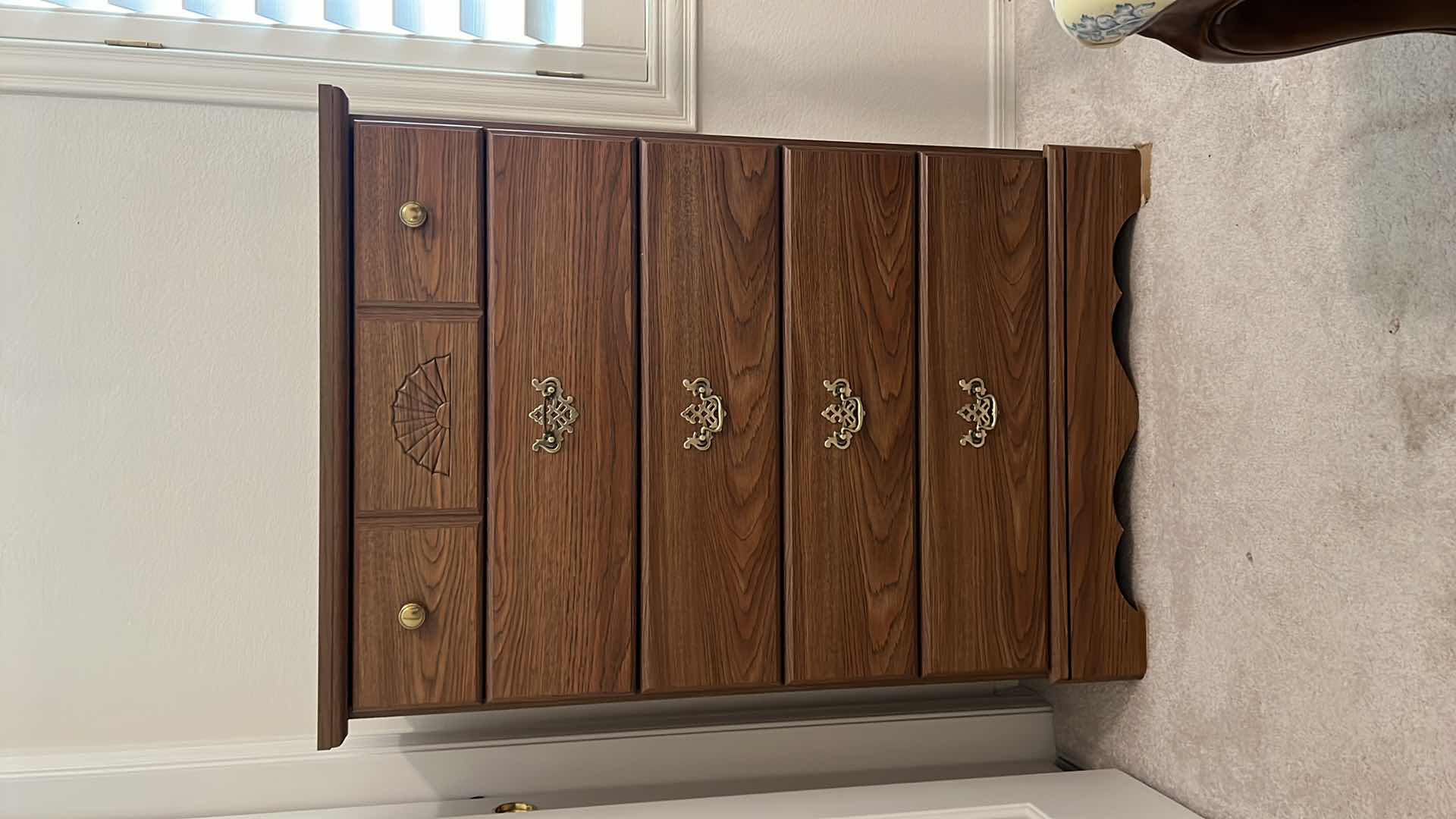 Photo 1 of PRESSED WOOD DRESSER W 5 DRAWERS