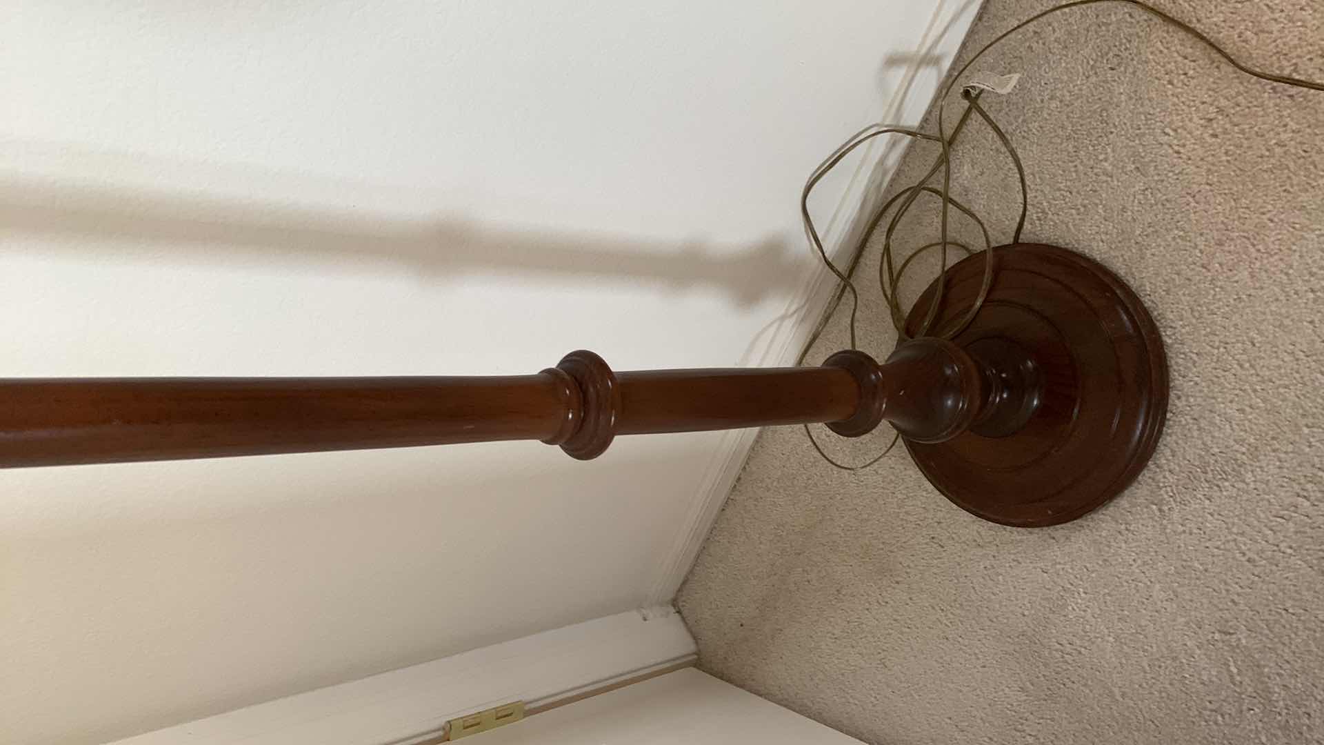 Photo 1 of VINTAGE TRADITIONAL BRIDGE ARM FLOOR LAMP  W WHITE PAISLEY SHADE H65"