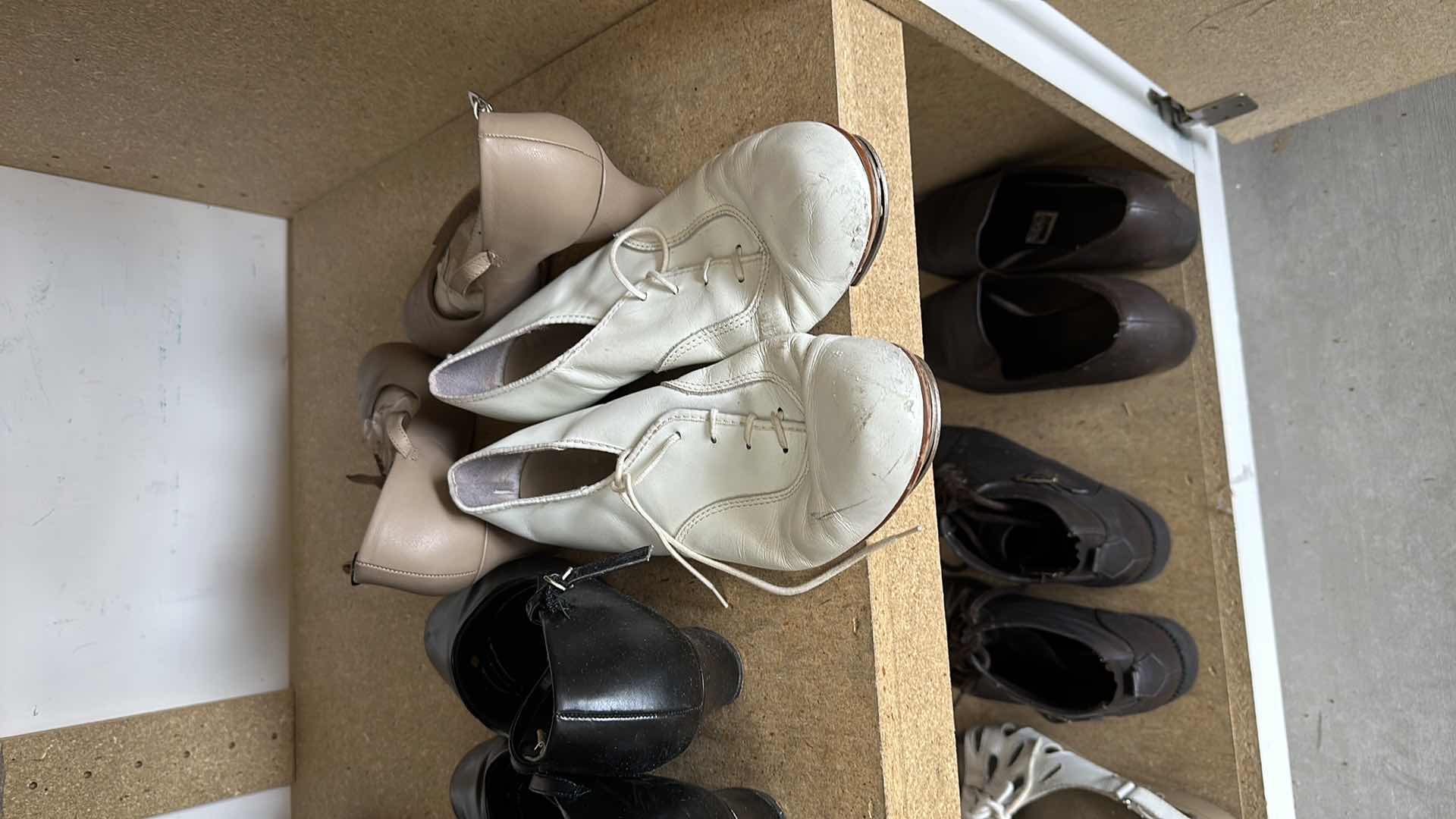 Photo 1 of LADIES SHOES SIZE 8 TO 9